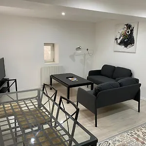  Appartement 2eme Etage 42m2 Hyper Centre / Parking Gratuit